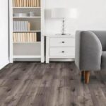 Comparing The Differences & Similarities Between Laminate & Vinyl Flooring